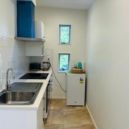 Otahuhu Town Centre Brand New Apartment 8B オークランド エクステリア 写真