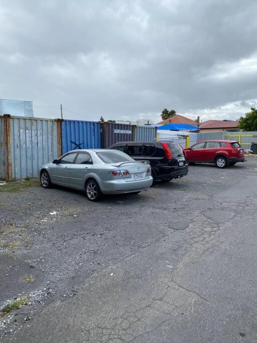 Otahuhu Town Centre Brand New Apartment 8B オークランド エクステリア 写真