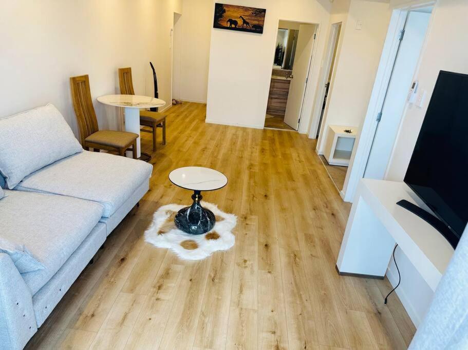 Otahuhu Town Centre Brand New Apartment 8B オークランド エクステリア 写真