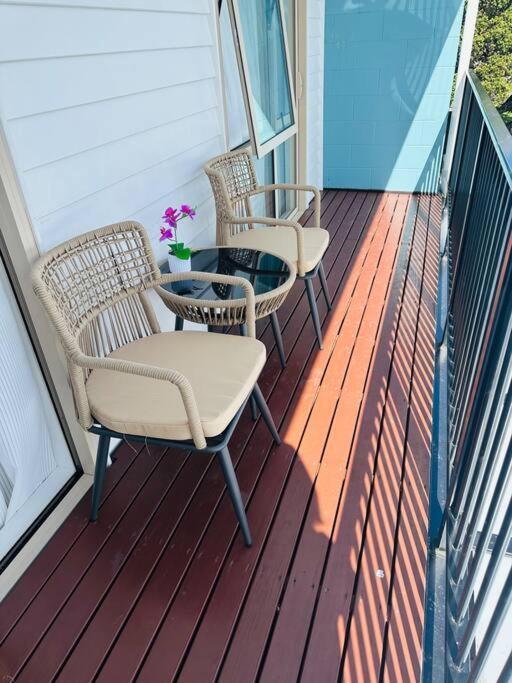 Otahuhu Town Centre Brand New Apartment 8B オークランド エクステリア 写真