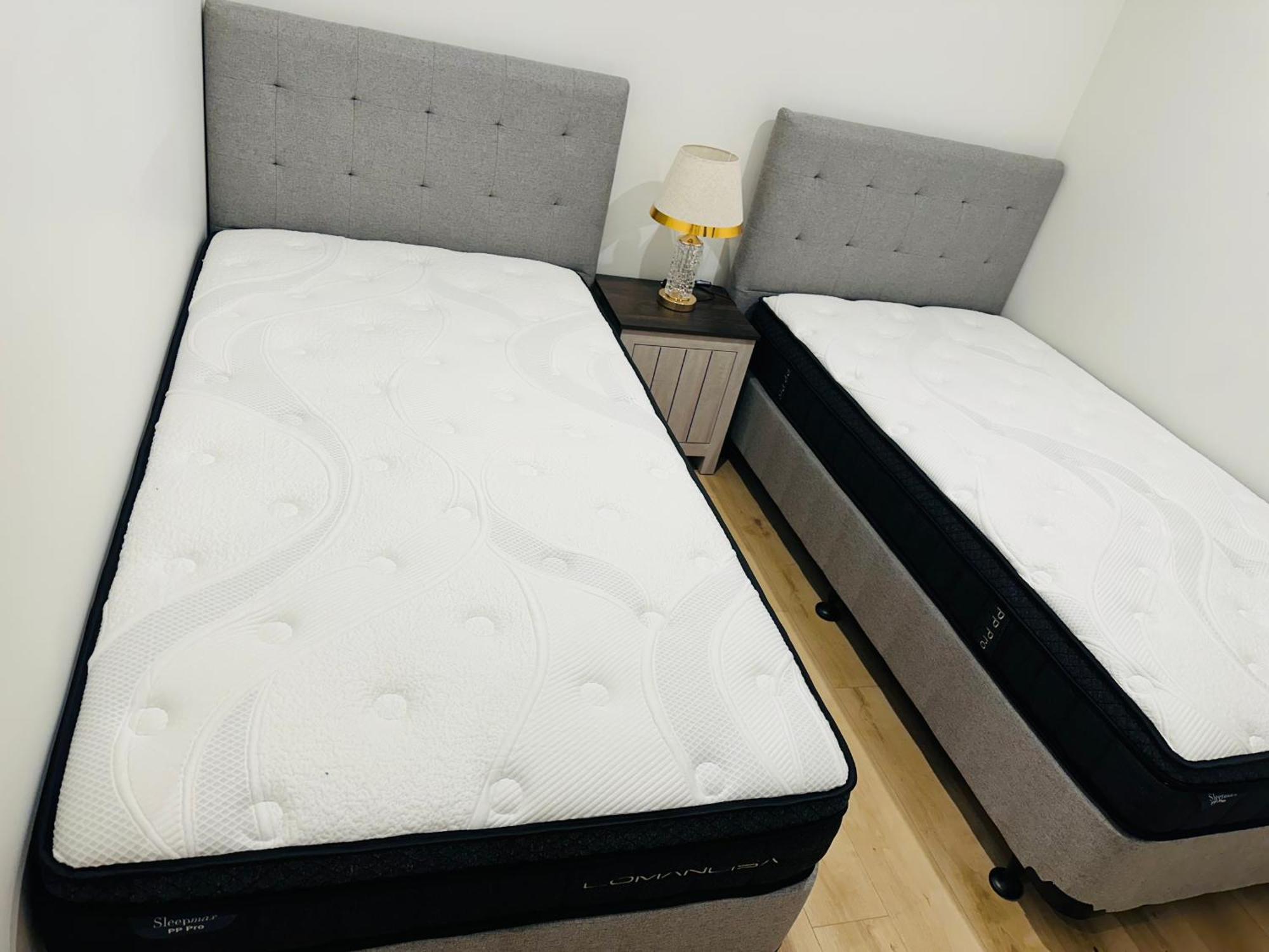 Otahuhu Town Centre Brand New Apartment 8B オークランド エクステリア 写真
