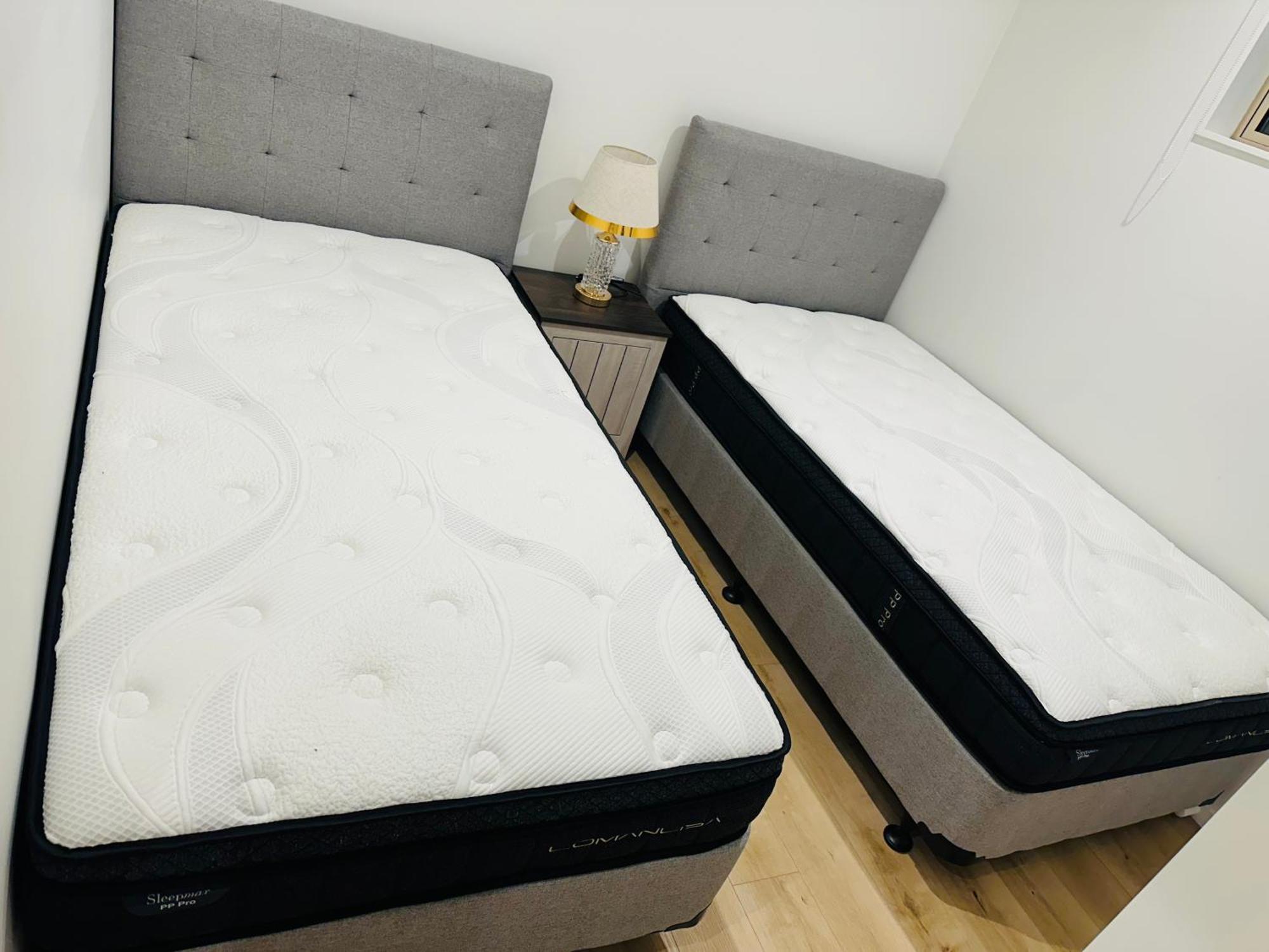 Otahuhu Town Centre Brand New Apartment 8B オークランド エクステリア 写真